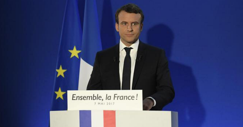 Macron, crolla popolarità: -10 in un mese