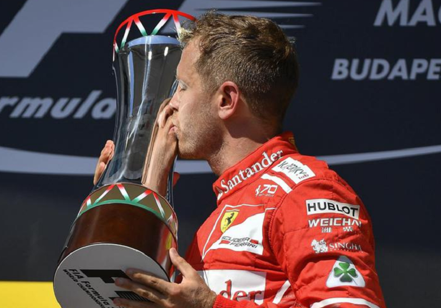 F1: Hamilton assiste al trionfo Ferrari fuori dal podio