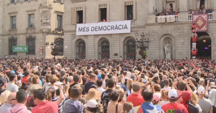 Spagna: braccio di ferro tra Madrid e Barcellona sul referendum