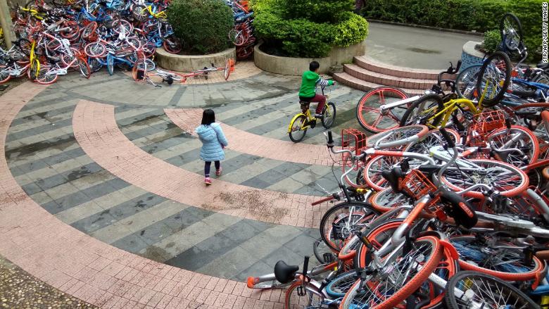 China's bike sharing frenzy is a bubble