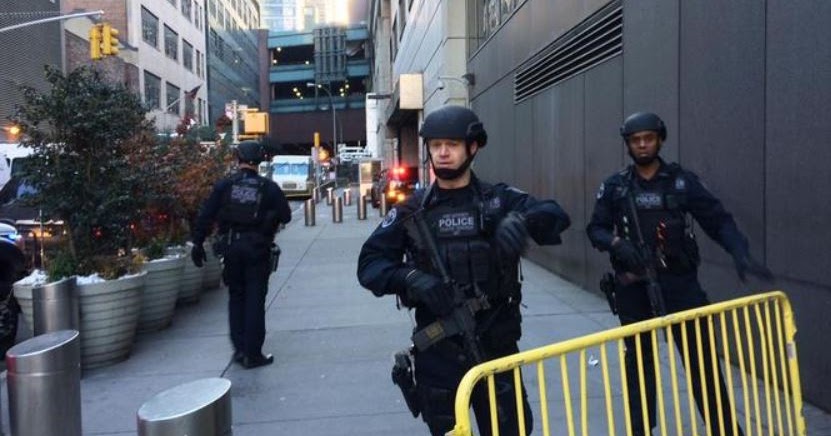 Terrore a Manhattan, forte esplosione al Port Authority Bus Terminal: due feriti