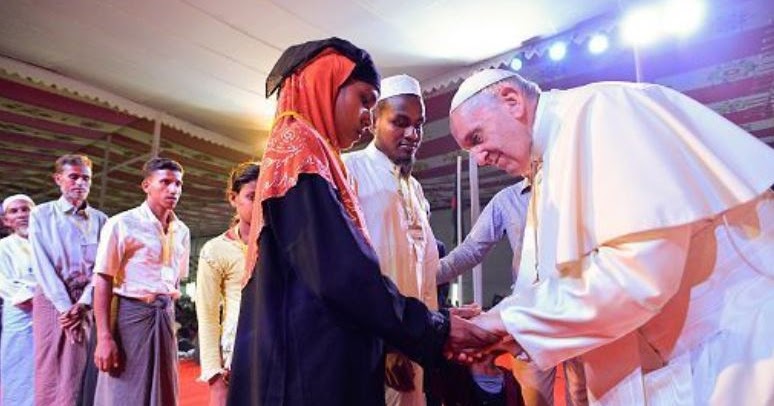 Il Papa chiede perdono ai Rohingya