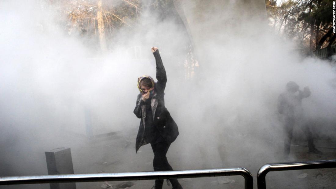 Deadly anti-government protests rock Iran