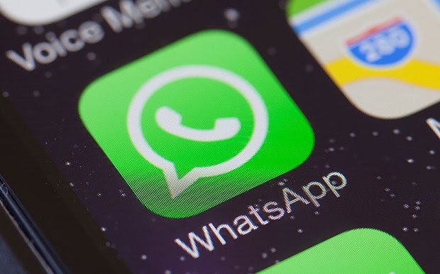 WhatsApp bloccato in mezza Europa