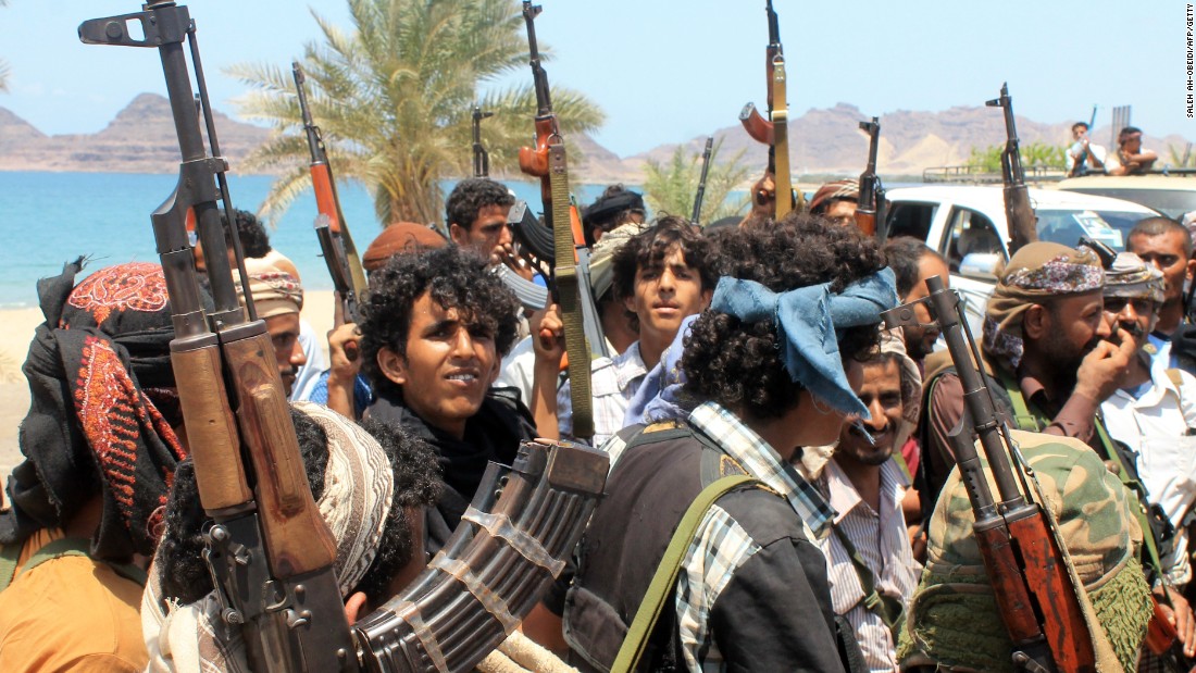 Twin suicide blasts rock Yemen port city of Aden