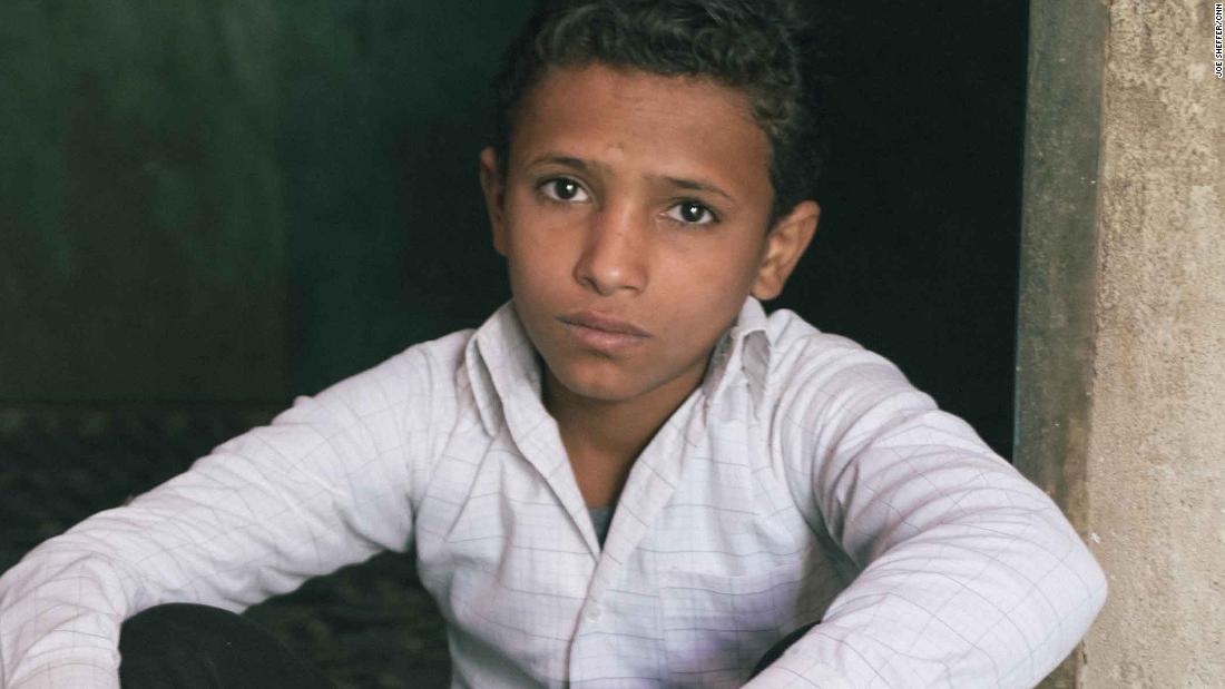 Firing guns, finding bodies: Life for Yemen's child soldiers
