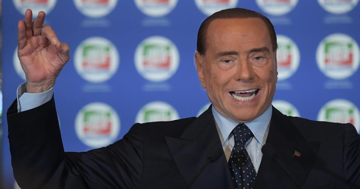 Berlusconi: "Apro all’idea di un condono edilizio per la flat tax"
