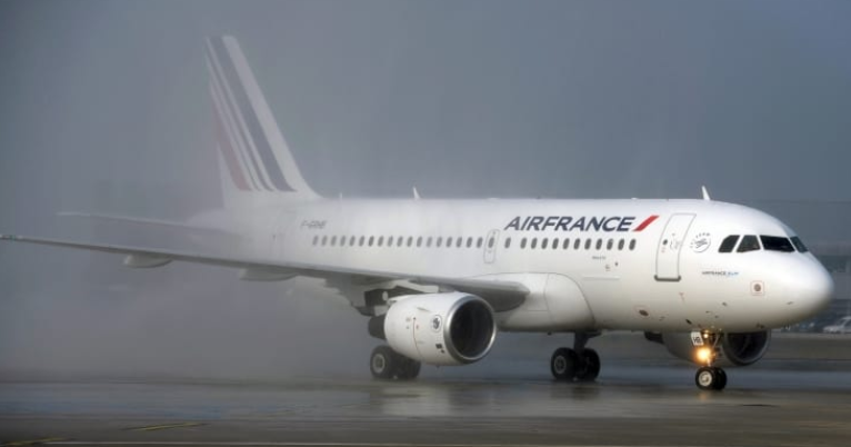 Sciopero Air France, annullato un volo su 4. Disagi per chi vola