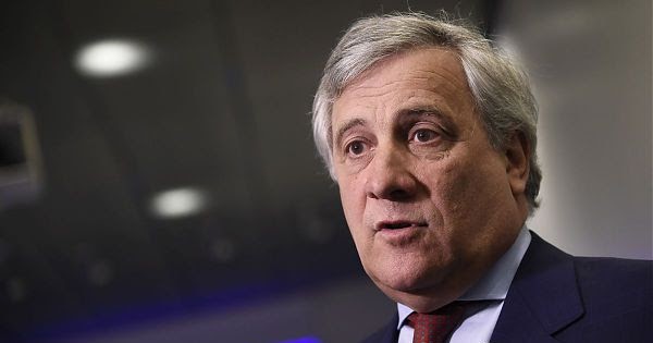 Tajani: "Di Maio faccia quello che ritiene opportuno"