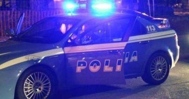 Milano, rissa davanti locale notturno: 3 feriti