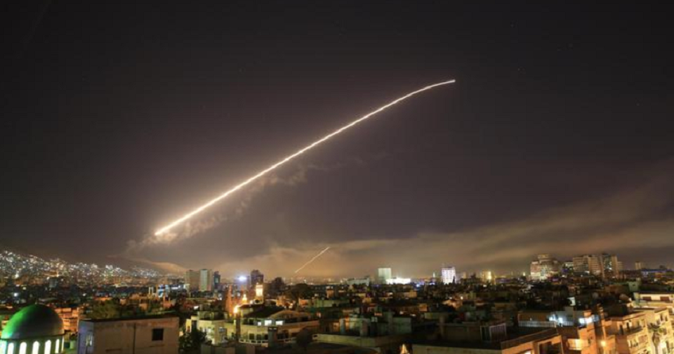 Attacco nella notte di Usa, Gb e Francia al regime di Damasco. Mosca, ‘ci saranno conseguenze’