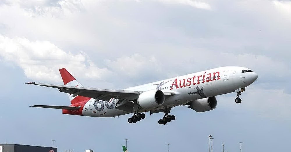 Paura su aereo Austrian diretto a Vienna: fumo in cabina, atterraggio d’emergenza a Bucarest