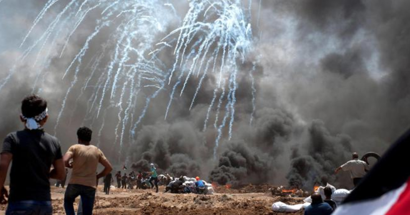 Medio Oriente, è strage durante le proteste a Gaza: 59 morti, 2800 feriti