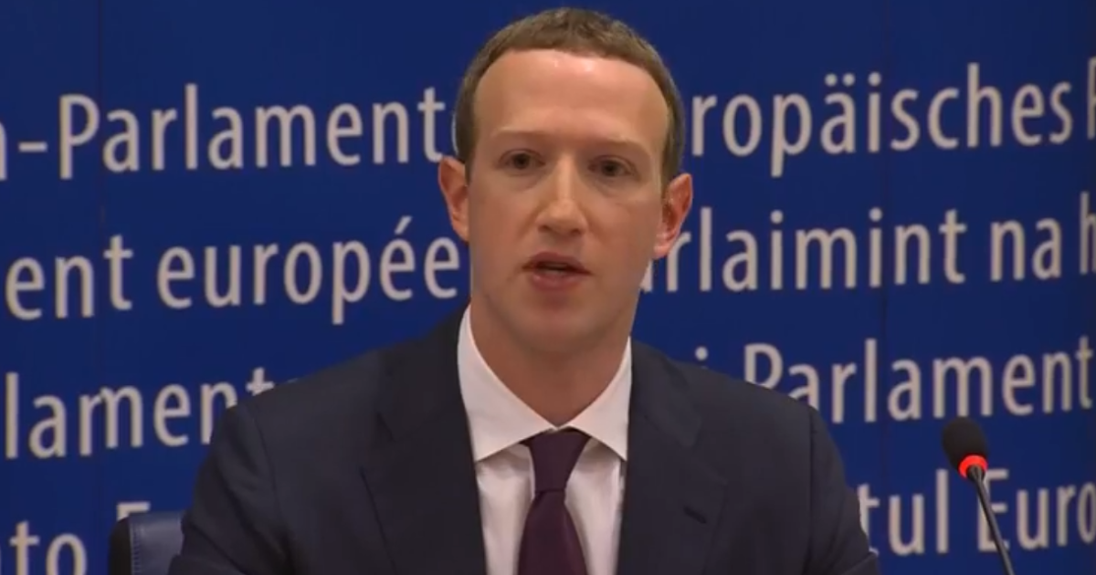 "Mai più Cambridge Analytica", Zuckerberg chiede scusa al Parlamento Ue