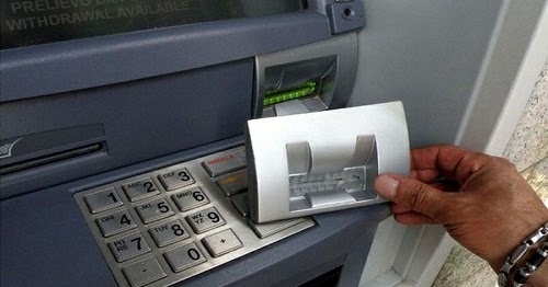 Palermo, serbi truccavano bancomat e clonavano carte