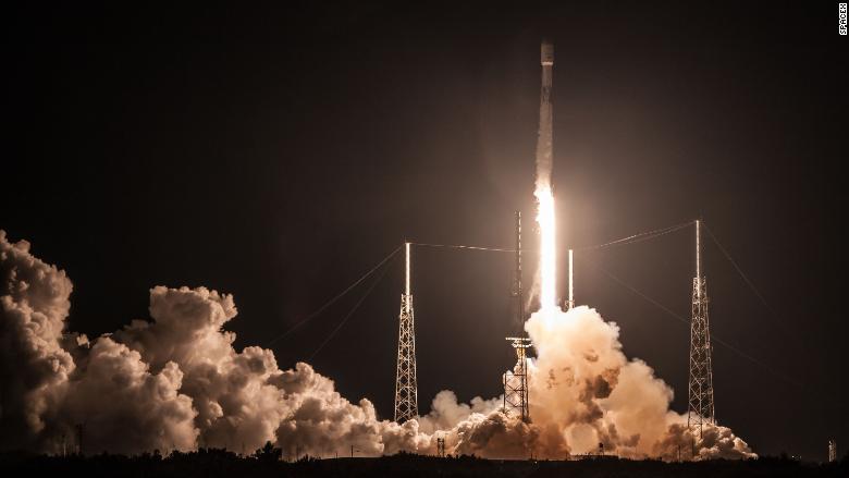 SpaceX's latest rocket-recovery gambit misses