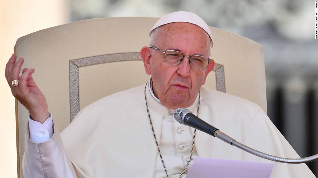 Pope criticizes Trump administration over migrant family separations