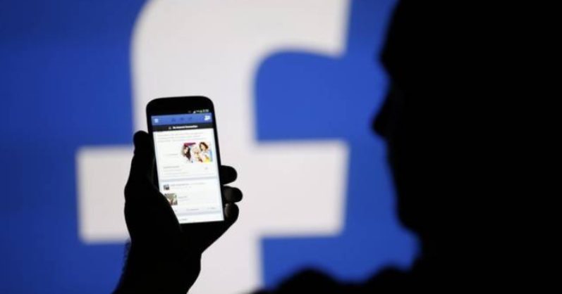 Facebook down per diverse ore