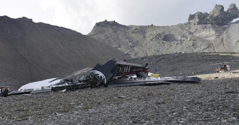Svizzera, precipita aereo d’epoca: 20 morti