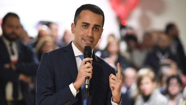 Manovra, Di Maio: "Non tiriamo a campare"