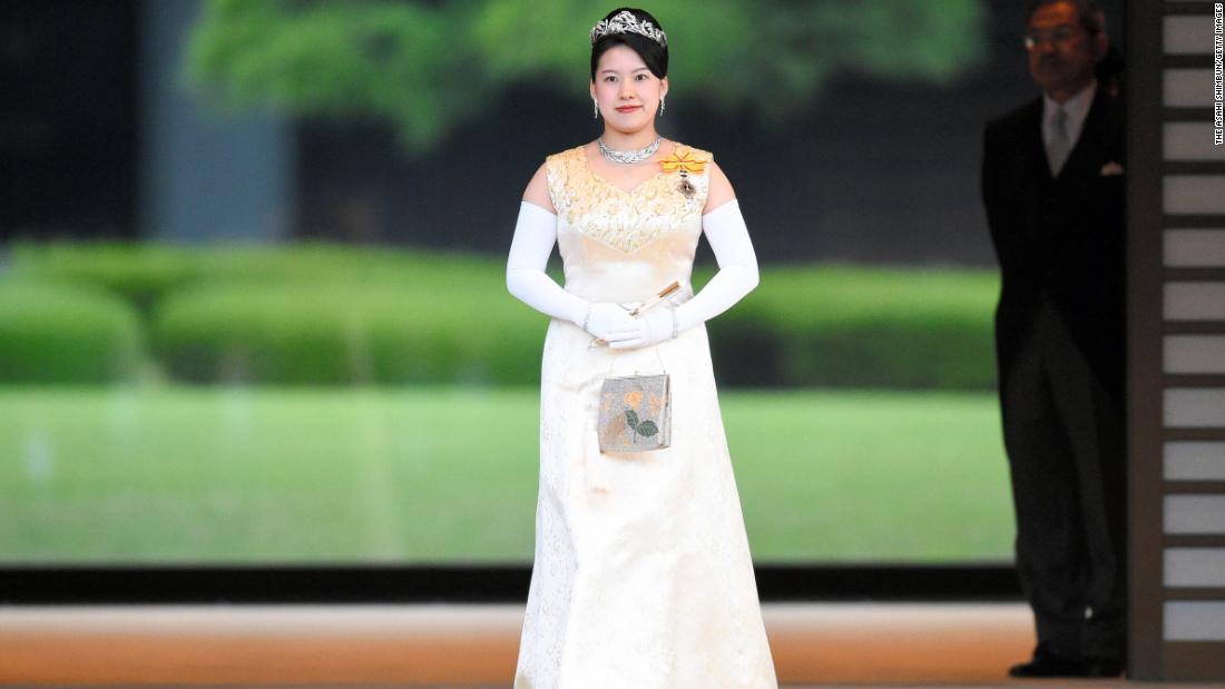 What Japanese princess wore to her wedding