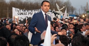 Manovra, Di Maio: "Deficit 2,4% nel 2019, poi proveremo ad abbassarlo"