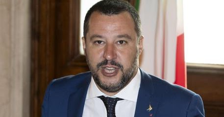 Salvini: "L’errore di uno non deve infangare l’Arma"