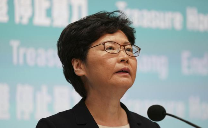 Lam guarda alla Cina per fermare il caos di Hong Kong