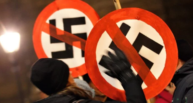 Dresda proclama ‘stato d’emergenza nazista’