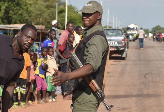 Attentato Burkina Faso, presidente proclama lutto nazionale