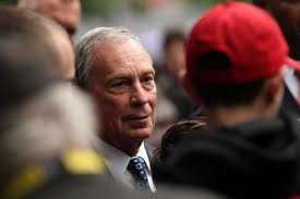 Bloomberg si ritira dalla corsa alla Casa Bianca