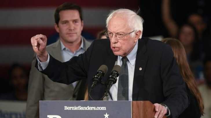 Capriola della stampa USA: Sanders e’ fuori