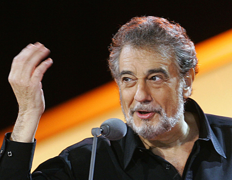 Placido Domingo positivo al coronavirus: ”Al momento sto bene”