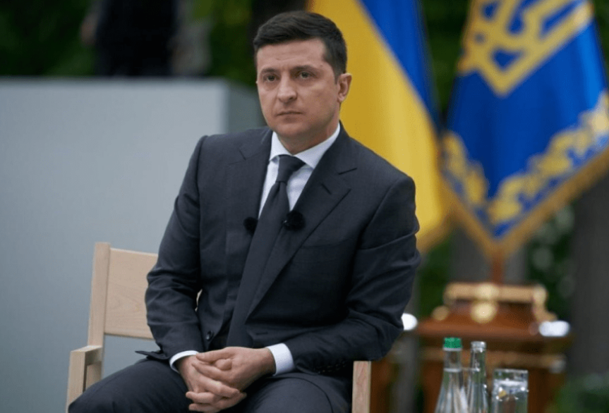 Ucraina, Zelensky positivo al coronavirus: ricoverato