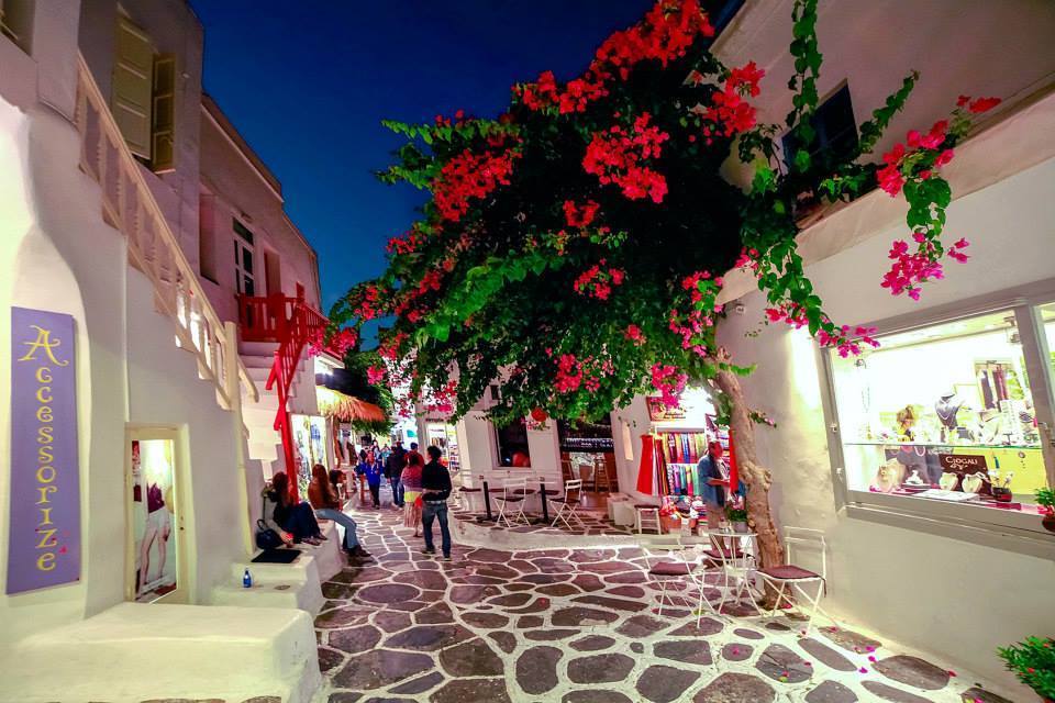 La Grecia scommette sul turismo per la prossima estate