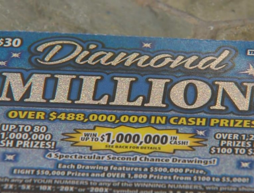 Usa: trova biglietto vincente lotteria da un milione e lo restituisce a chi l’aveva buttato