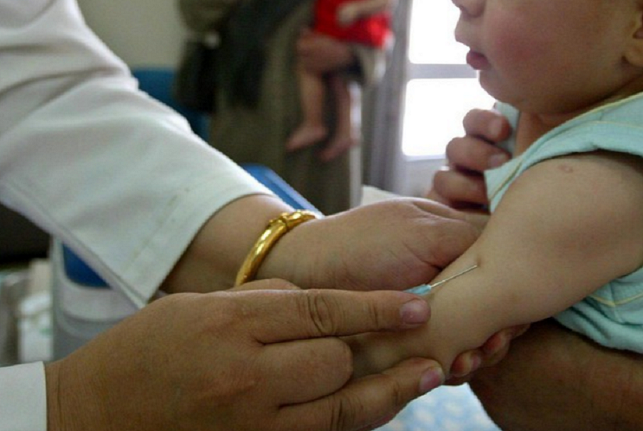Gli aggiornamenti sui vaccini anti-Covid ai bambini