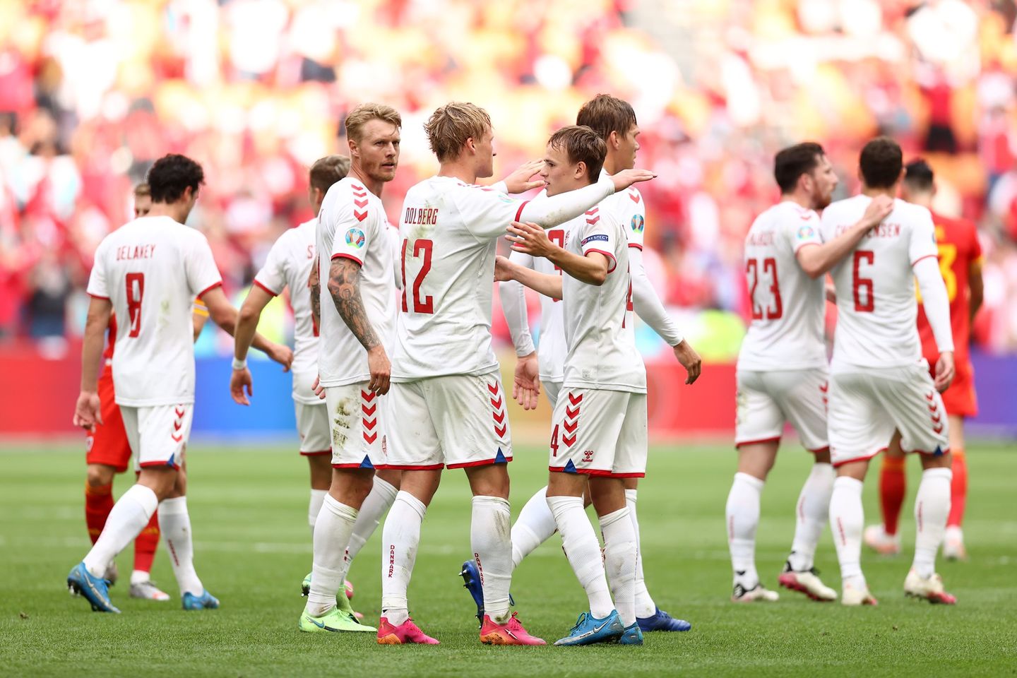 Euro ’21: la Danimarca travolge 4-0 il Galles e vola ai quarti di finale