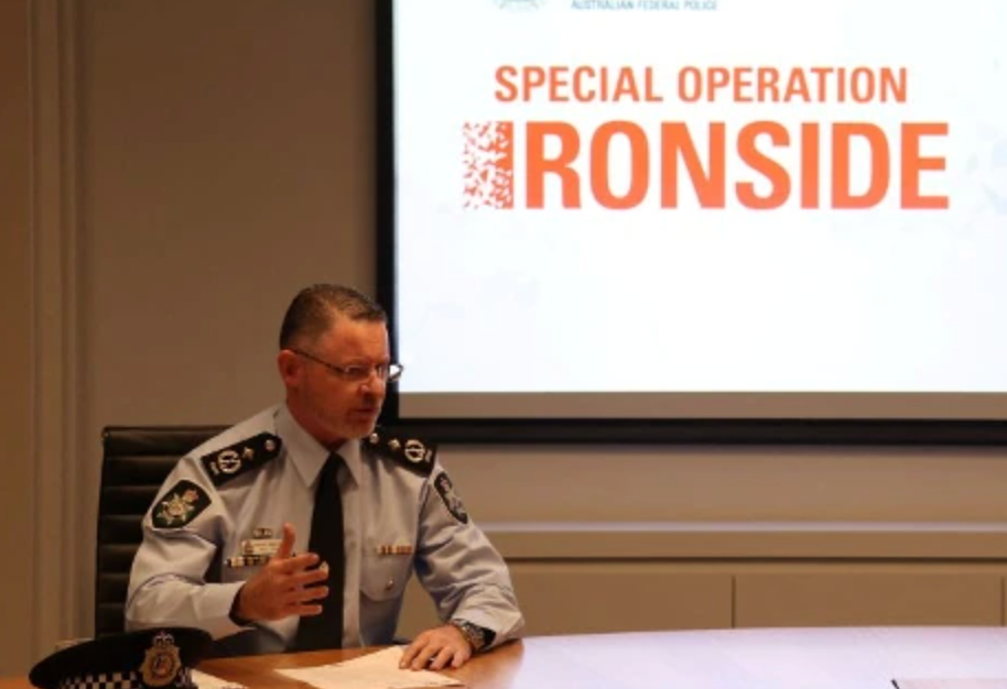Operazione Ironside: centinaia di arresti in 16 paesi grazie ad app-spia