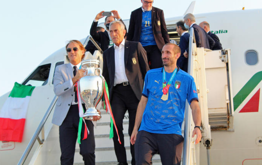 Gli Azzurri campioni d’Europa sono rientrati a Roma