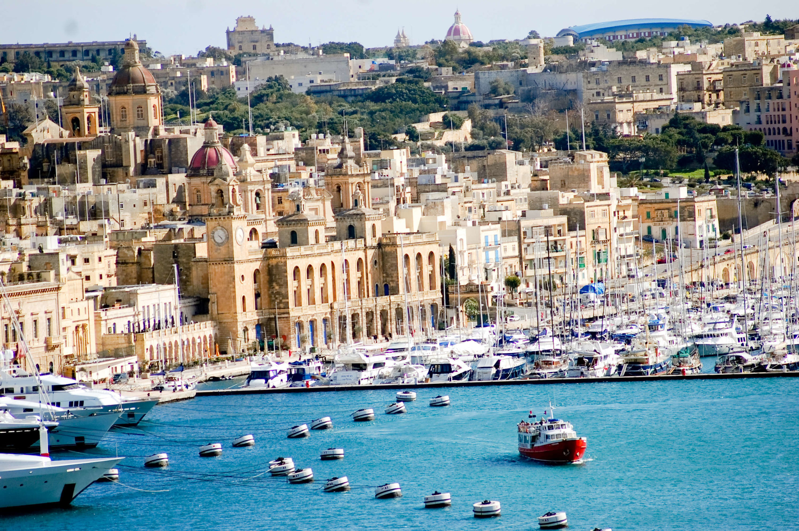 Settanta minorenni italiani bloccati a Malta: in 21 sono positivi sintomatici
