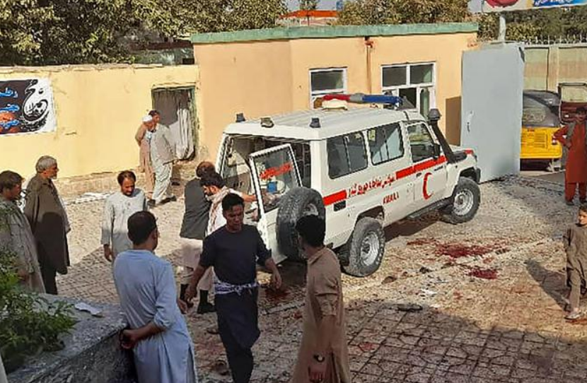 Attentato in Afghanistan: almeno 80 morti e 100 feriti