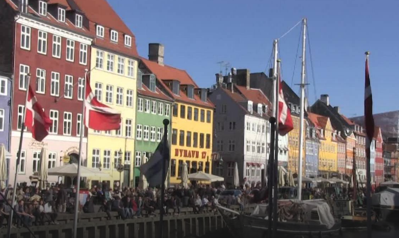 Covid: Danimarca pone fine alle restrizioni