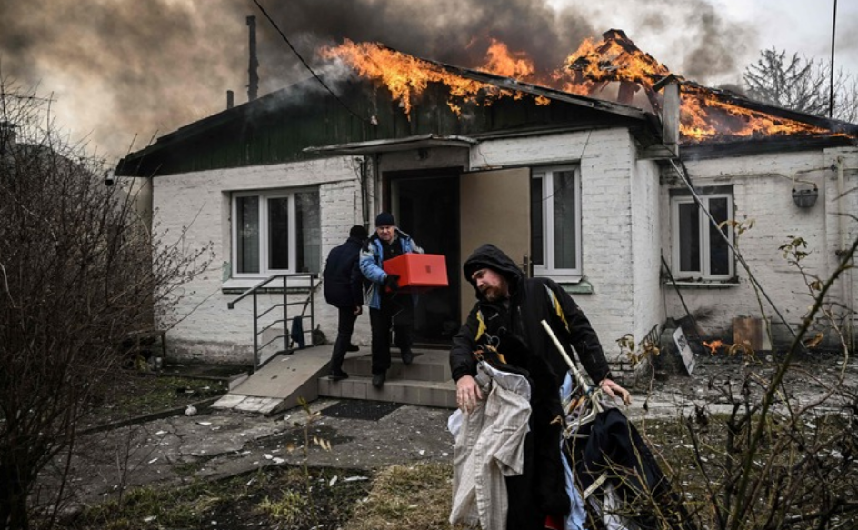 Carri armati russi tra i condomini di Kiev
