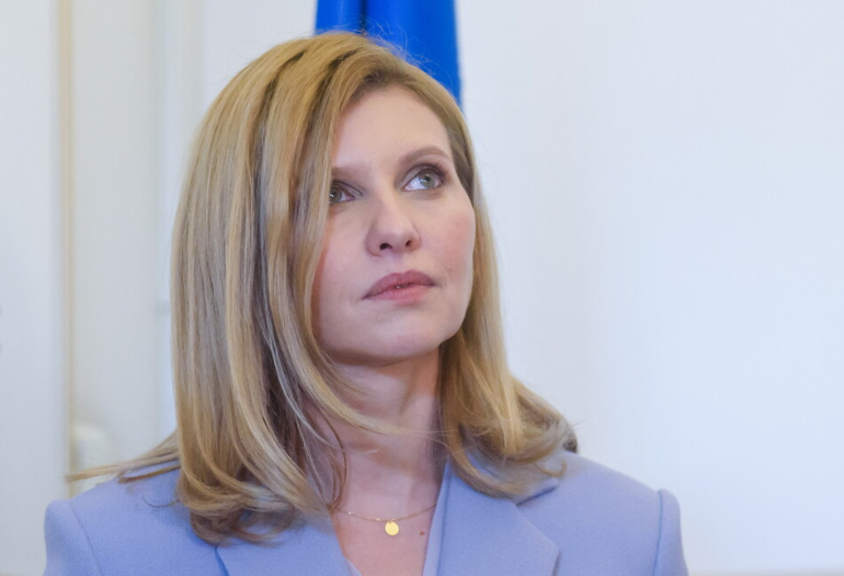 Chi è Olena Zelenska, la first lady che non lascia l’Ucraina