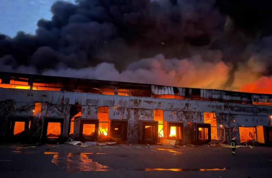 Kiev sotto assedio, bombe nei sobborghi