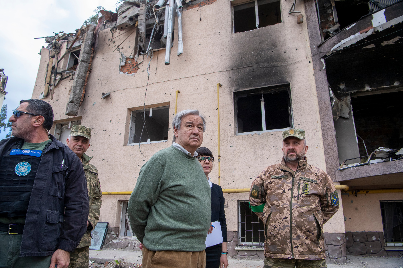 Missili russi colpiscono Kiev durante visita Guterres