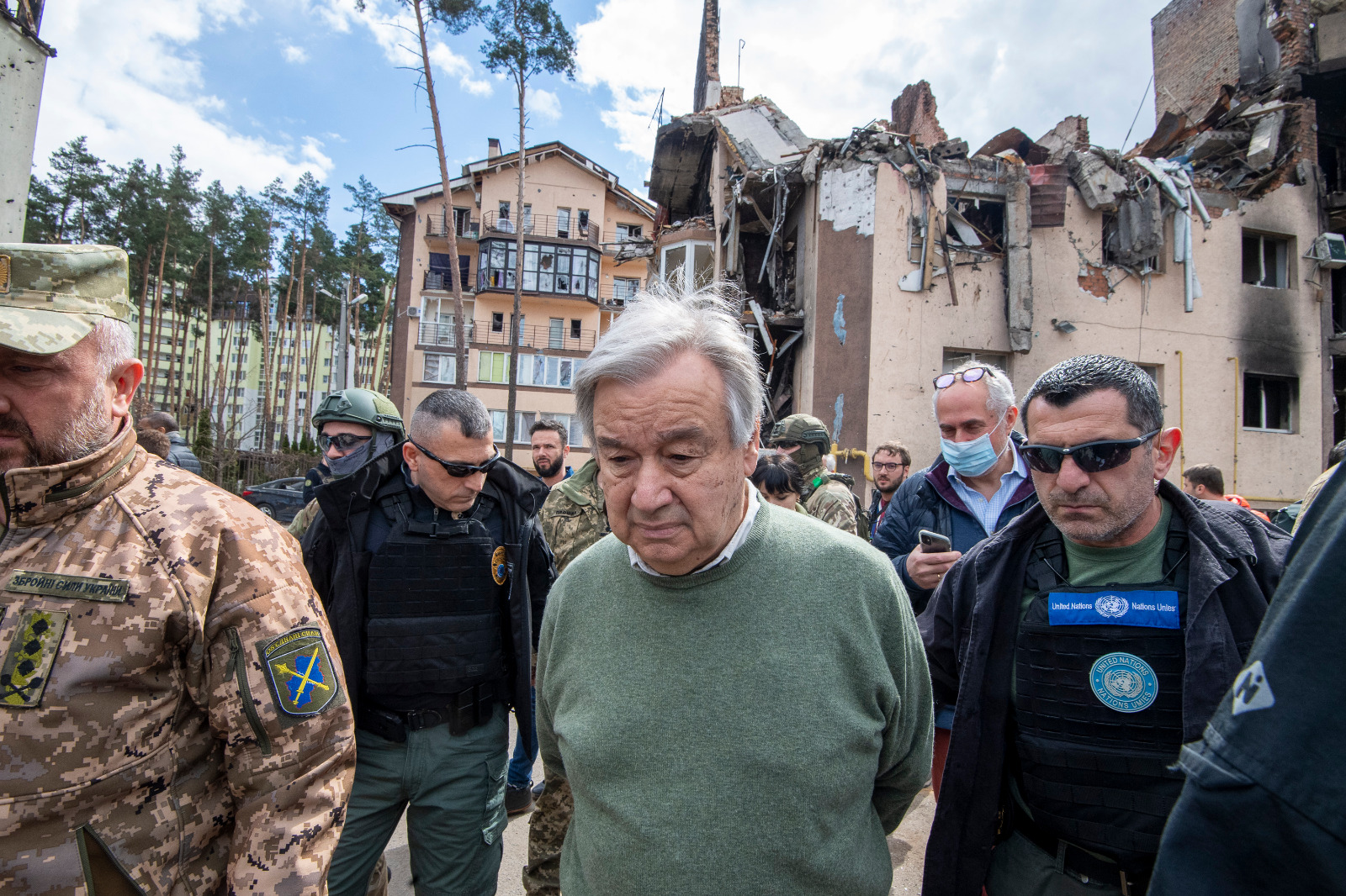 Ucraina: Guterres incontra Zelensky a Kiev sotto le bombe
