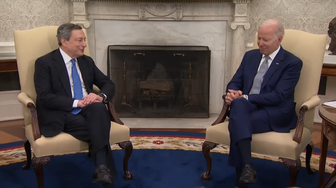 Draghi alla Casa Bianca: “Putin pensava di dividerci, ma ha fallito”