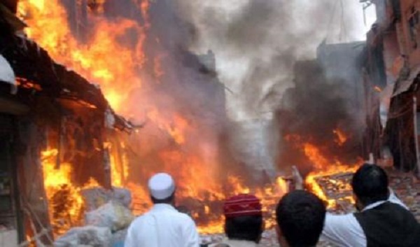 Esplosivo nel Pakistan: 1 morto e 11 feriti